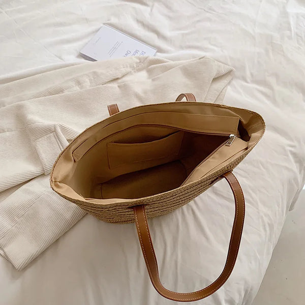 Large Capacity Straw Bag